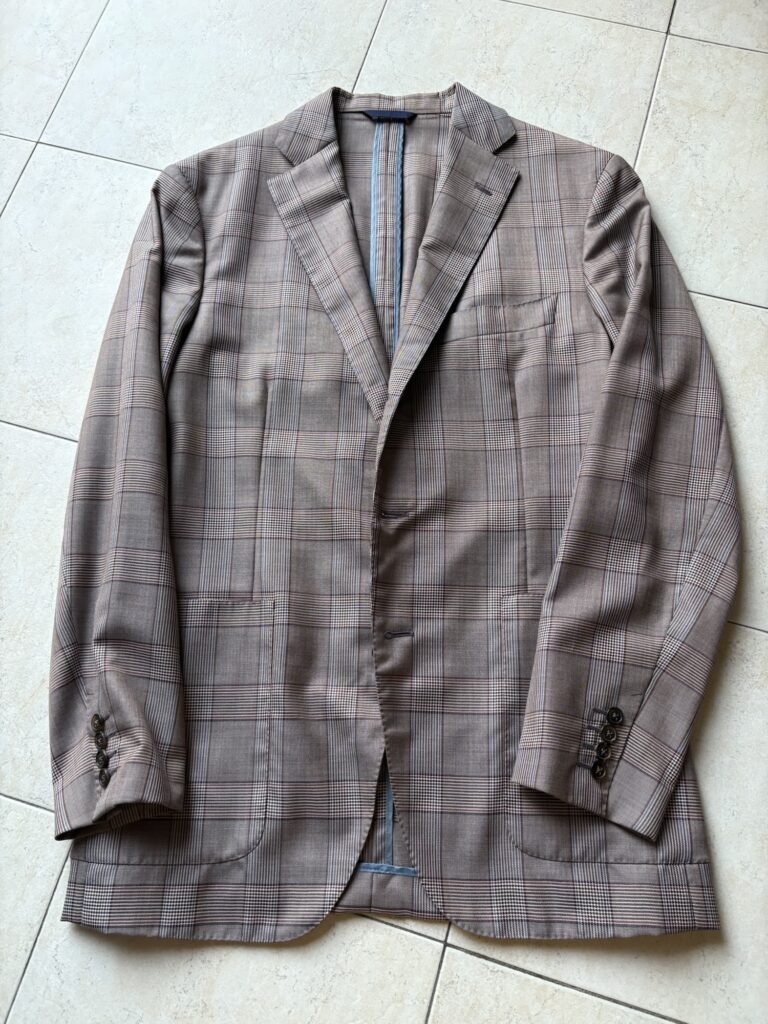 ベルベスト(Belvest)の有名なテーラ°ジャケットであるじゃケットインザボックス(Jacket in the box)
