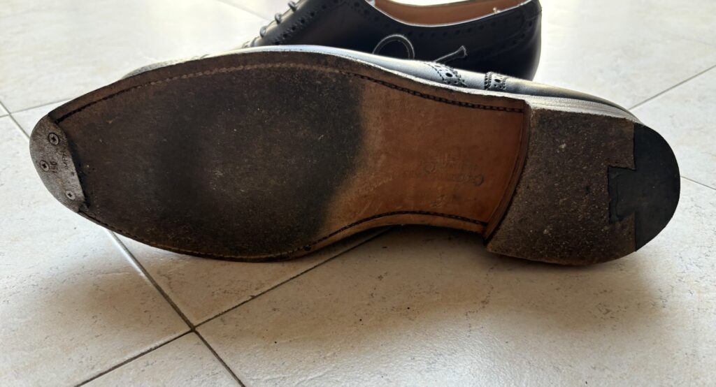 Crockett & Jones のセミブローグシューズ Westfieldのソール部分。