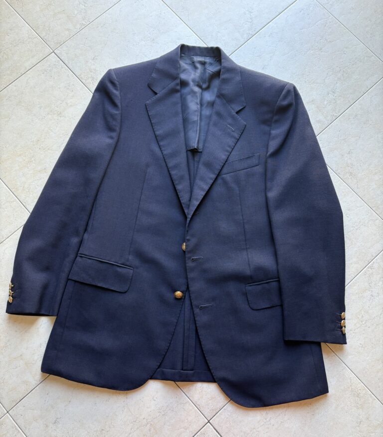 “ミラノスタイル”って結局なんぞや？ミラノのセレクトショップ”TINCATI”のオリジナルブレザーを”Brioni”のブレザーと比較しながら考察してみた。