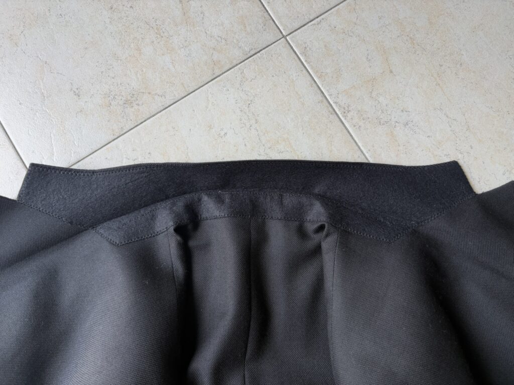 昔のヴァレンティノのプレタポルテのジャケット。gft社製