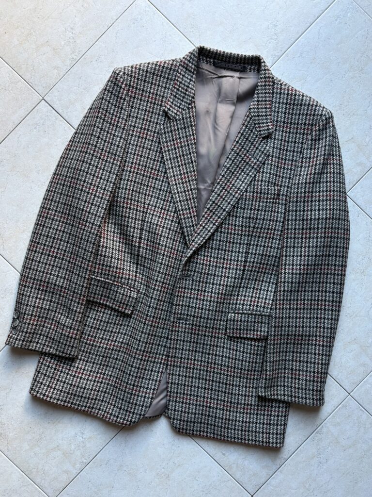 秋冬に備えて、手持ちのジャケットを全て出してみる。