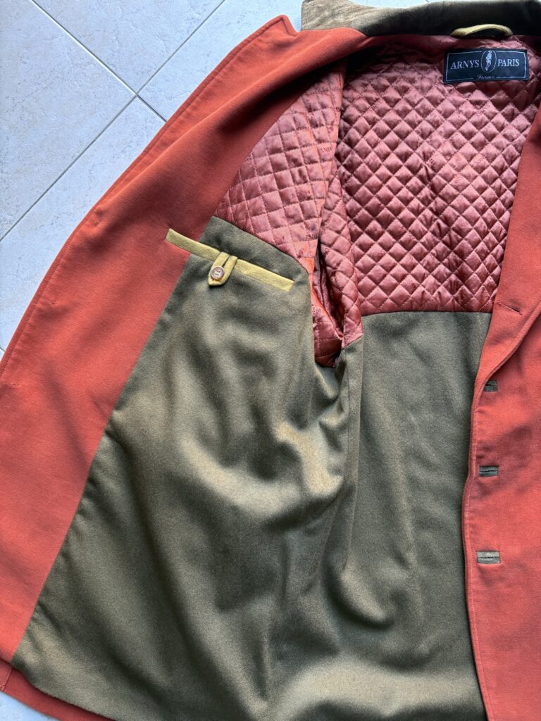 ARNYS PARISのコットンジャケット　裏地の様子