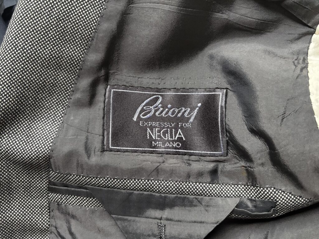 ブリオーニのロゴ