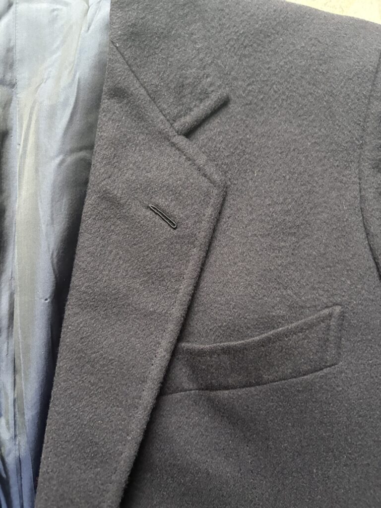 ローマのサルトリア G.VIGLIANTI ネイビーフランネルブレザー　ラペル