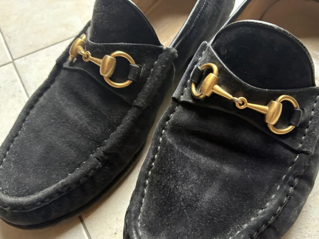 GUCCI ビットローファー　スエード　ビットの様子