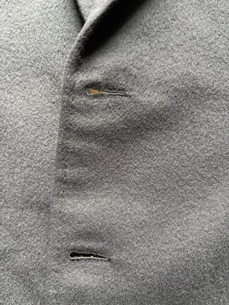 ローマのサルトリア G.VIGLIANTI ネイビーフランネルブレザー　ボタンホール