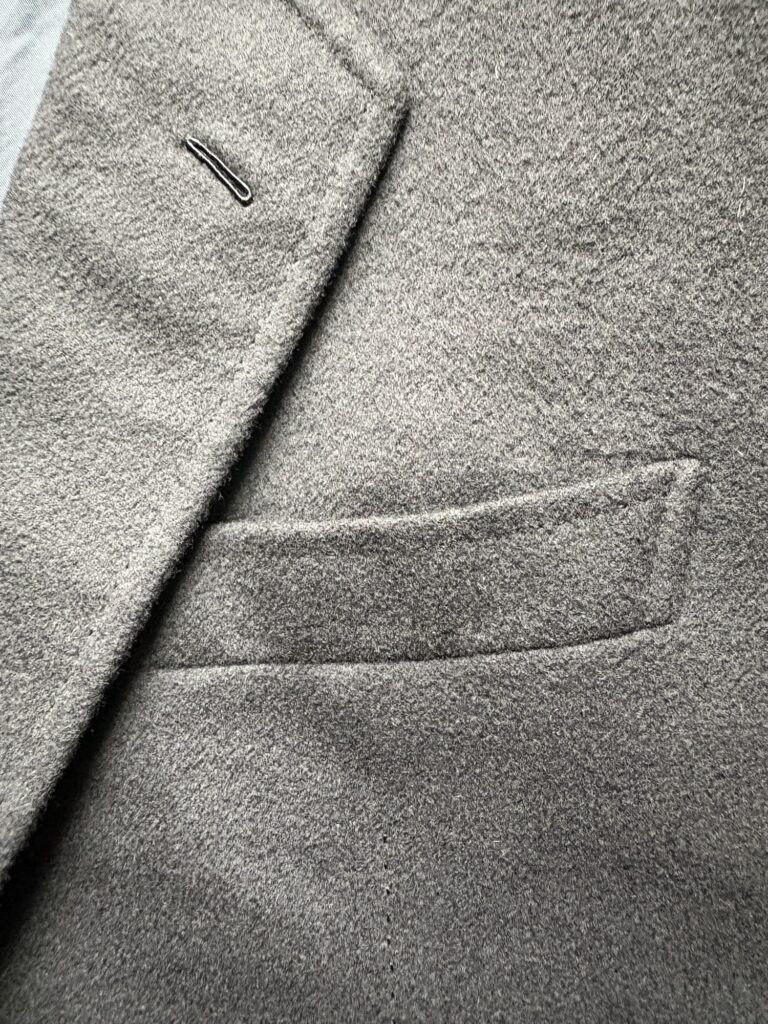 ローマのサルトリア G.VIGLIANTI ネイビーフランネルブレザー　胸ポケット