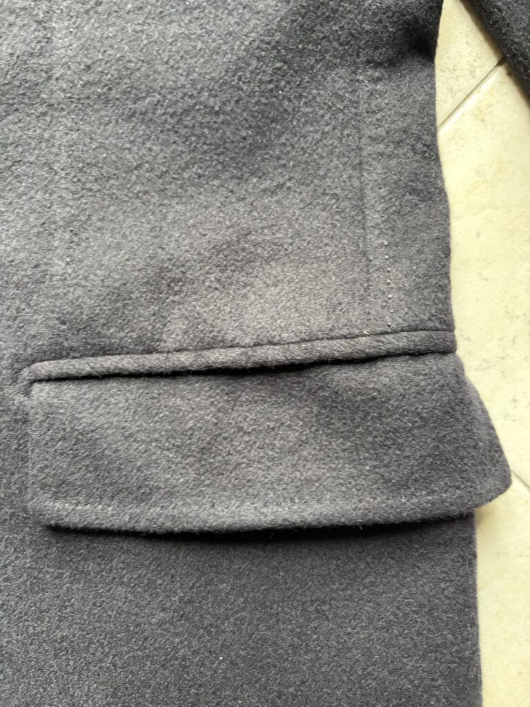 ローマのサルトリア G.VIGLIANTI ネイビーフランネルブレザー　腰ポケット