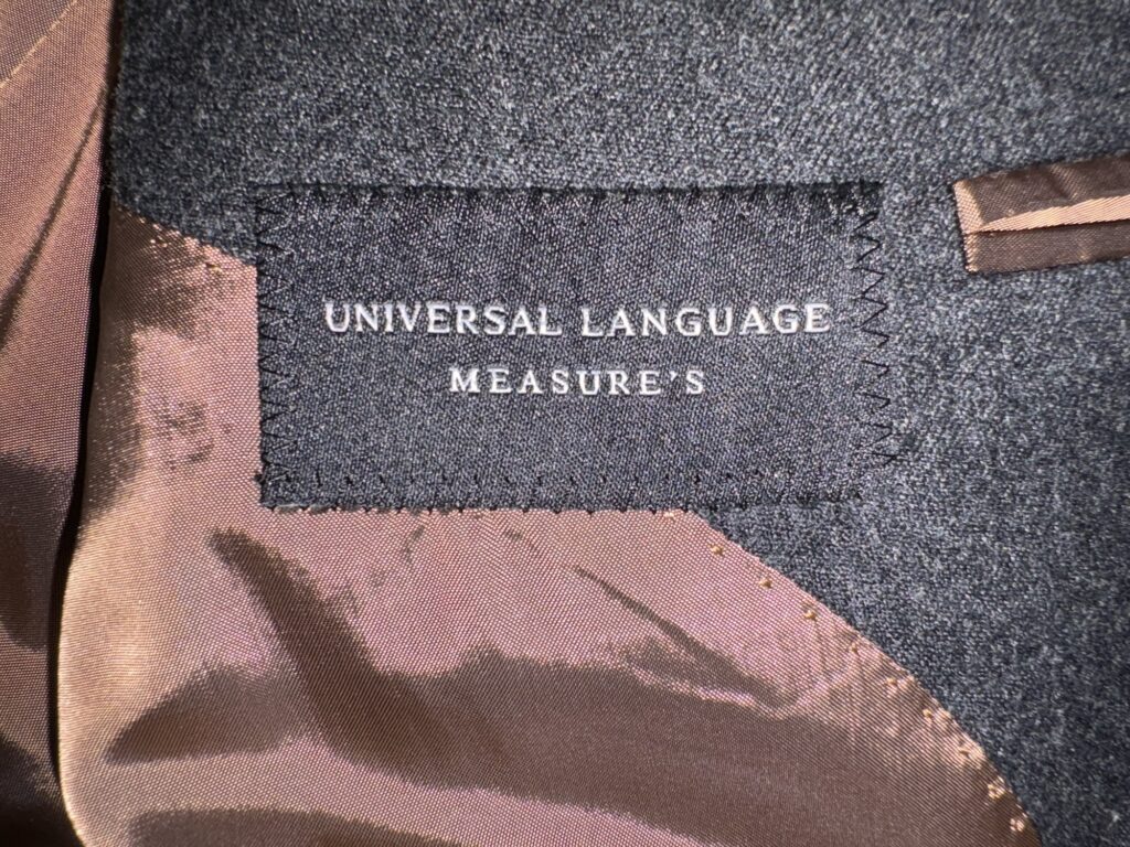 UNIVERSAL LANGUAGE（ユニバーサルランゲージ／日本）の私物ジャケットのロゴ