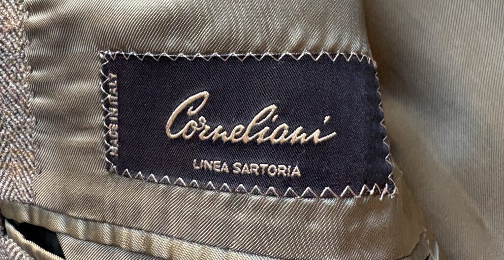Corneliani（コルネリアーニ／イタリア・マントヴァ）の私物ジャケットのロゴ