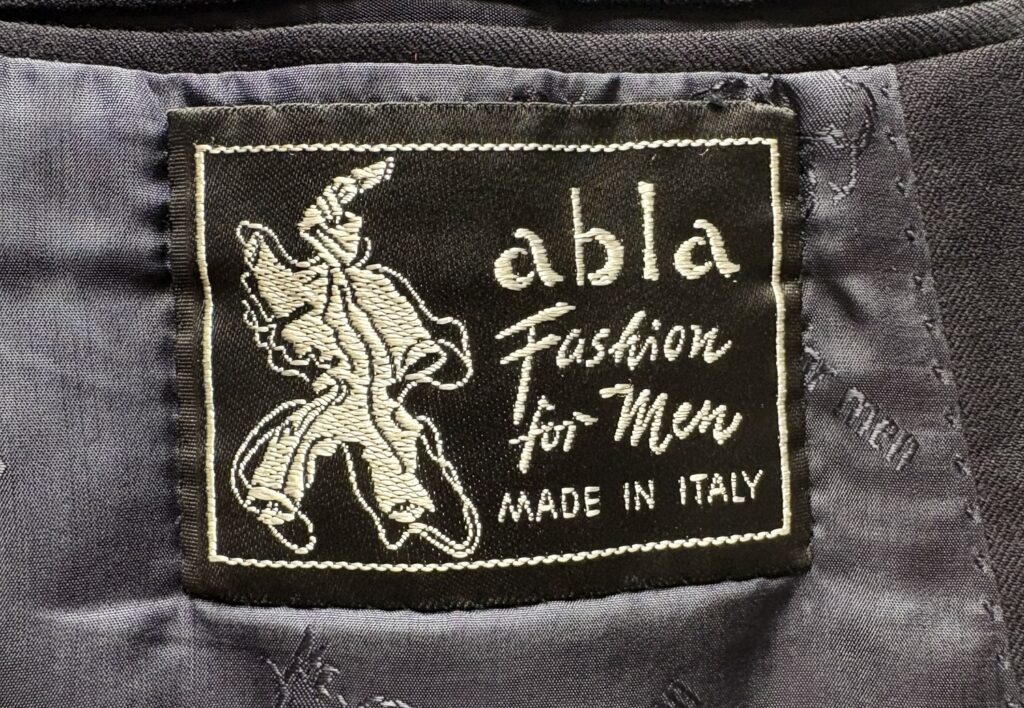 Abla fashion for men（アブラ／イタリア・ナポリ｜旧）の私物ジャケットのロゴ